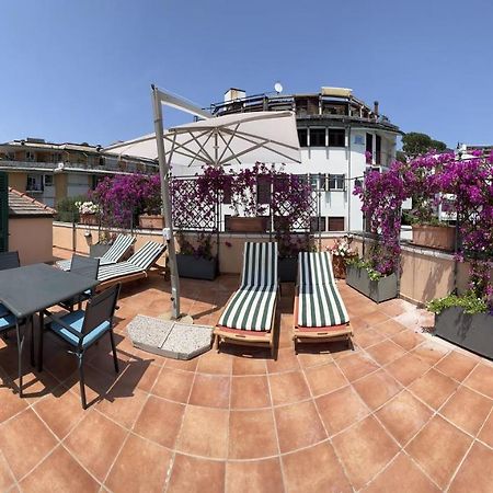 Welcome Riviera - Attico San Faustino 165 Mq Piu 110 Mq Di Terrazza- In Villa 700 ,Vista Mare Strepitosa-100 M Dalla Spiaggia-Parking Esclusivo Rapallo Exterior foto